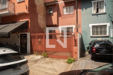 Fachada de casa para alugar com 2 quartos, 108m² em Mirandópolis, São Paulo