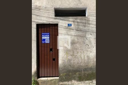 Fachada/Plaquinha de casa para alugar com 2 quartos, 40m² em Jardim Presidente Dutra, Guarulhos