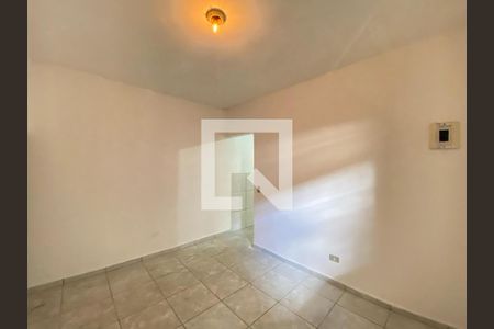 Quarto de casa para alugar com 1 quarto, 40m² em Jardim Presidente Dutra, Guarulhos