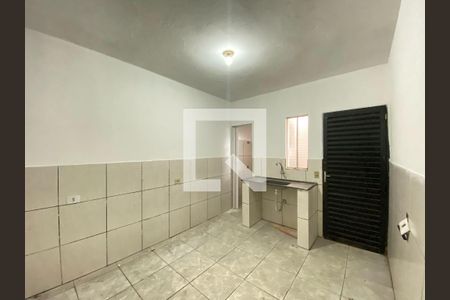 Sala/Cozinha de casa para alugar com 1 quarto, 40m² em Jardim Presidente Dutra, Guarulhos