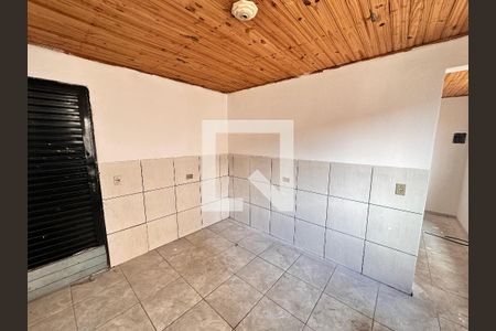 Cozinha de casa para alugar com 1 quarto, 40m² em Jardim Presidente Dutra, Guarulhos