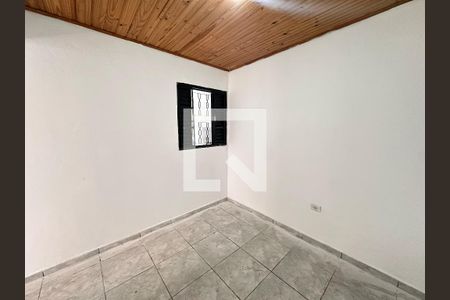 Quarto de casa para alugar com 1 quarto, 40m² em Jardim Presidente Dutra, Guarulhos