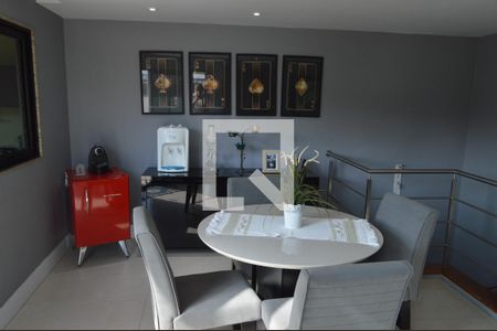 Sala 2 de apartamento à venda com 3 quartos, 216m² em Freguesia (jacarepaguá), Rio de Janeiro