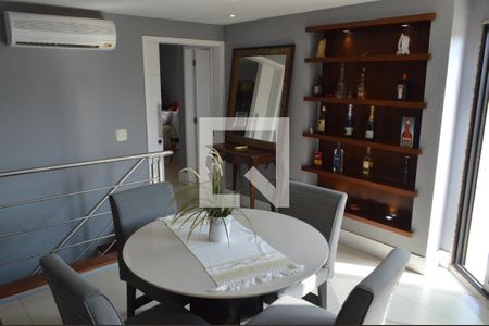 Sala 2 de apartamento à venda com 3 quartos, 216m² em Freguesia (jacarepaguá), Rio de Janeiro