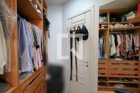 Closet da Suite de apartamento à venda com 4 quartos, 156m² em Sion, Belo Horizonte