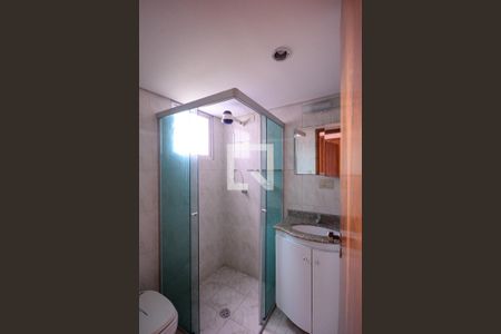 Banheiro Social de apartamento para alugar com 2 quartos, 50m² em Vila da Saúde, São Paulo