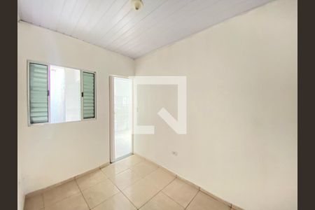 Quarto 1 de casa para alugar com 2 quartos, 40m² em Jardim Presidente Dutra, Guarulhos