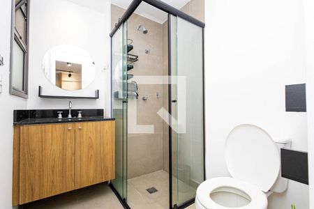 Banheiro de kitnet/studio para alugar com 1 quarto, 24m² em Consolação, São Paulo
