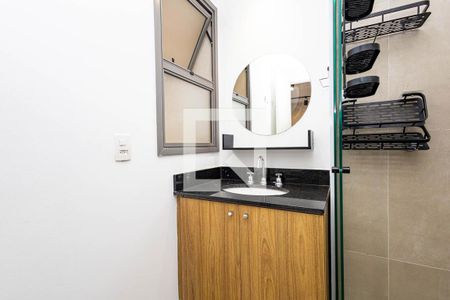 Banheiro de kitnet/studio para alugar com 1 quarto, 24m² em Consolação, São Paulo