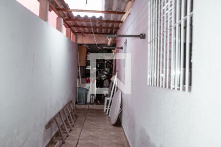 Corredor de casa para alugar com 2 quartos, 100m² em Chácaras São Marcos, Embu das Artes