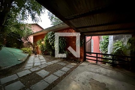 Garagem de casa à venda com 3 quartos, 480m² em Laranjeiras, Rio de Janeiro