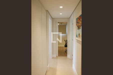 Corredor de apartamento para alugar com 3 quartos, 147m² em Vila Leopoldina, São Paulo