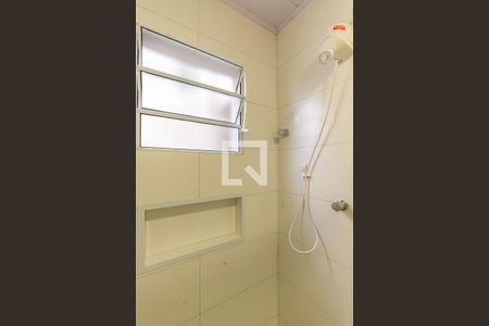 Banheiro de kitnet/studio para alugar com 1 quarto, 35m² em Vila Carrão, São Paulo