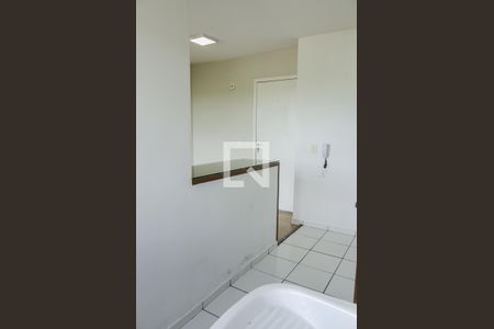 Sala de apartamento para alugar com 2 quartos, 45m² em Jardim Isis, Cotia