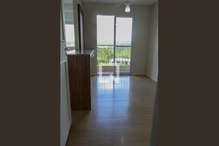 Sala de apartamento para alugar com 2 quartos, 45m² em Jardim Isis, Cotia