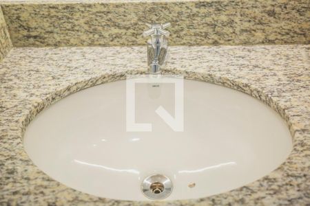 Banheiro de kitnet/studio à venda com 1 quarto, 25m² em Vila da Saúde, São Paulo