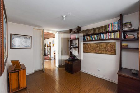 Sala de casa para alugar com 5 quartos, 200m² em Icaraí, Niterói