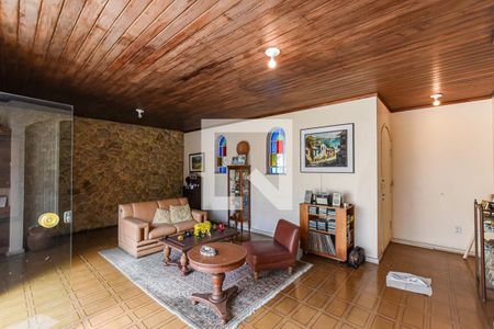 Sala de casa para alugar com 5 quartos, 200m² em Icaraí, Niterói