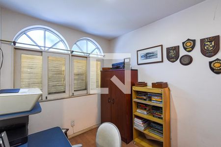 Quarto 1 de casa para alugar com 5 quartos, 200m² em Icaraí, Niterói