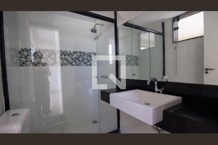Banheiro da Suíte 1 de casa de condomínio à venda com 4 quartos, 320m² em Recreio dos Bandeirantes, Rio de Janeiro