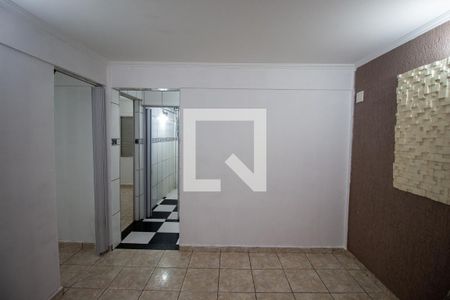 Sala de apartamento para alugar com 2 quartos, 44m² em Itaquera, São Paulo