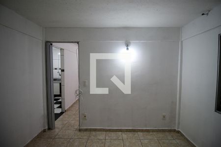 Quarto 1 de apartamento para alugar com 2 quartos, 44m² em Itaquera, São Paulo