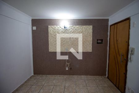 Sala de apartamento para alugar com 2 quartos, 44m² em Itaquera, São Paulo
