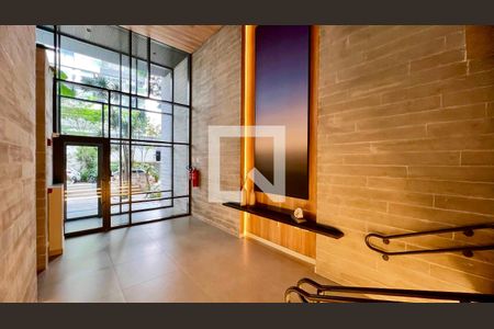 Hall de entrada de apartamento para alugar com 4 quartos, 195m² em Sumarezinho, São Paulo