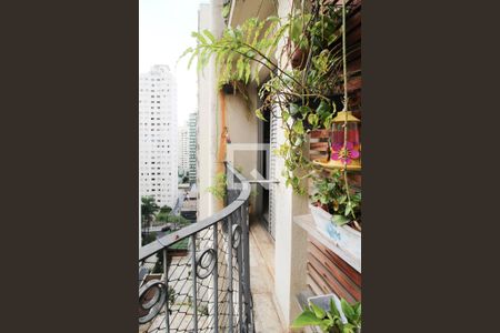 Varanda sala e Quarto 2 de apartamento à venda com 3 quartos, 85m² em Indianópolis, São Paulo