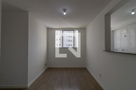 Sala de apartamento para alugar com 2 quartos, 46m² em Gopouva, Guarulhos