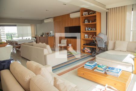 Sala de apartamento à venda com 3 quartos, 145m² em Jardim das Acacias, São Paulo