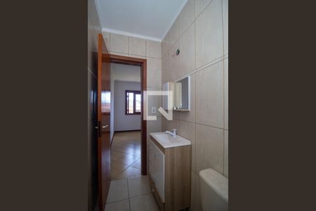 Banheiro da Suíte de casa à venda com 3 quartos, 150m² em Nonoai, Porto Alegre