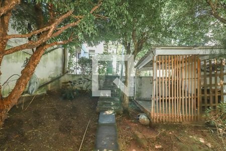 Quintal de casa à venda com 3 quartos, 250m² em Auxiliadora, Porto Alegre
