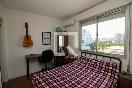 Quarto 1 de apartamento à venda com 2 quartos, 93m² em Farroupilha, Porto Alegre