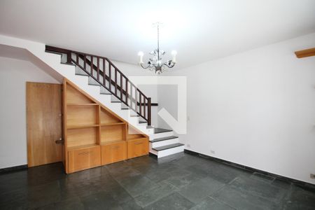 Sala de casa à venda com 3 quartos, 100m² em Jardim Monte Kemel, São Paulo