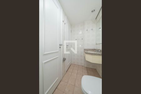 Banheiro de apartamento à venda com 2 quartos, 44m² em Cidade Monções, São Paulo
