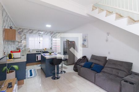 Sala e cozinha de casa de condomínio para alugar com 2 quartos, 70m² em Rochdale, Osasco