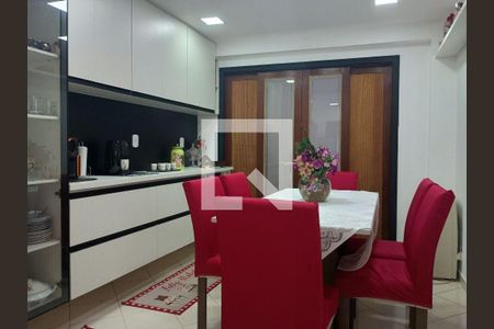 Casa à venda com 4 quartos, 415m² em Piratininga, Niterói