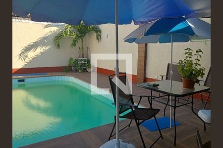 Casa à venda com 4 quartos, 415m² em Piratininga, Niterói