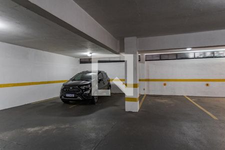 Garagem de apartamento para alugar com 3 quartos, 506m² em Petrópolis, Porto Alegre