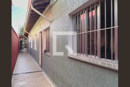 Corredor de casa à venda com 3 quartos, 263m² em Conjunto Habitacional Coluna, São Bernardo do Campo