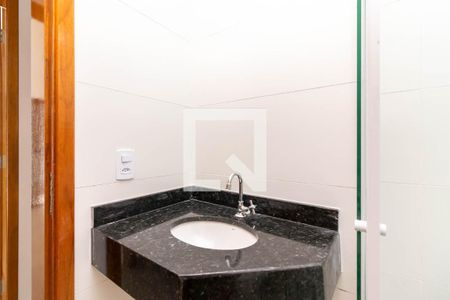 Banheiro de apartamento para alugar com 2 quartos, 43m² em Vila Dom Pedro Ii, São Paulo