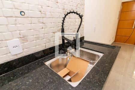 Cozinha de apartamento para alugar com 2 quartos, 37m² em Vila Dom Pedro Ii, São Paulo