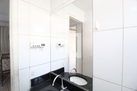 Banheiro Social de apartamento para alugar com 2 quartos, 45m² em Gávea, Uberlândia