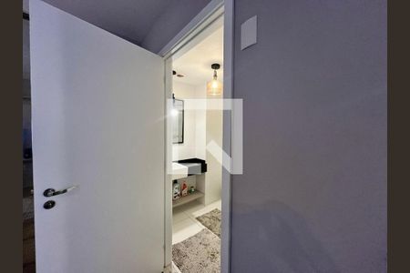 Banheiro de kitnet/studio à venda com 1 quarto, 27m² em Indianópolis, São Paulo