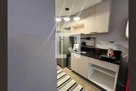 Cozinha de kitnet/studio à venda com 1 quarto, 27m² em Indianópolis, São Paulo