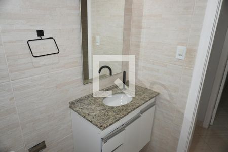 Banheiro de apartamento para alugar com 2 quartos, 71m² em Pinheiros, São Paulo