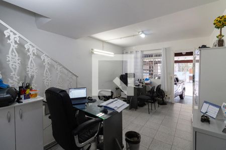 Sala de casa à venda com 2 quartos, 100m² em Vila Butantã, São Paulo