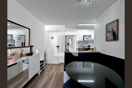 Sala de apartamento à venda com 2 quartos, 43m² em Santo Amaro, São Paulo