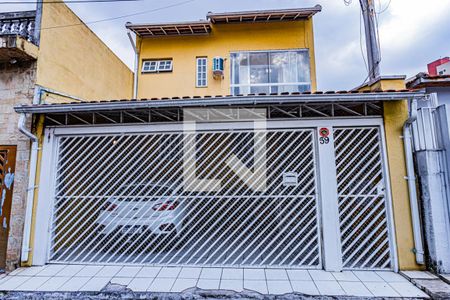 Fachada de casa à venda com 3 quartos, 160m² em Vila Julio Cesar, São Paulo